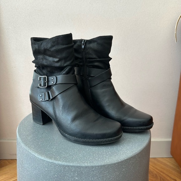 Earth Origins Black Healed Boot - Picture 1 of 4